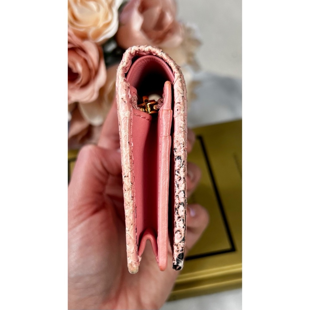 Gucci Marmont Pink Python Leather Compact Wallet - image 5